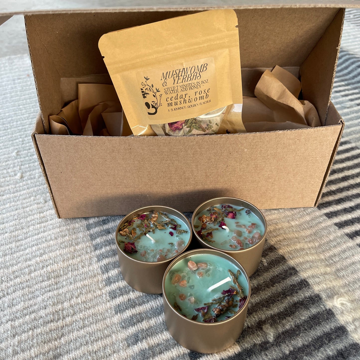 mushWOMB candles : light of my life