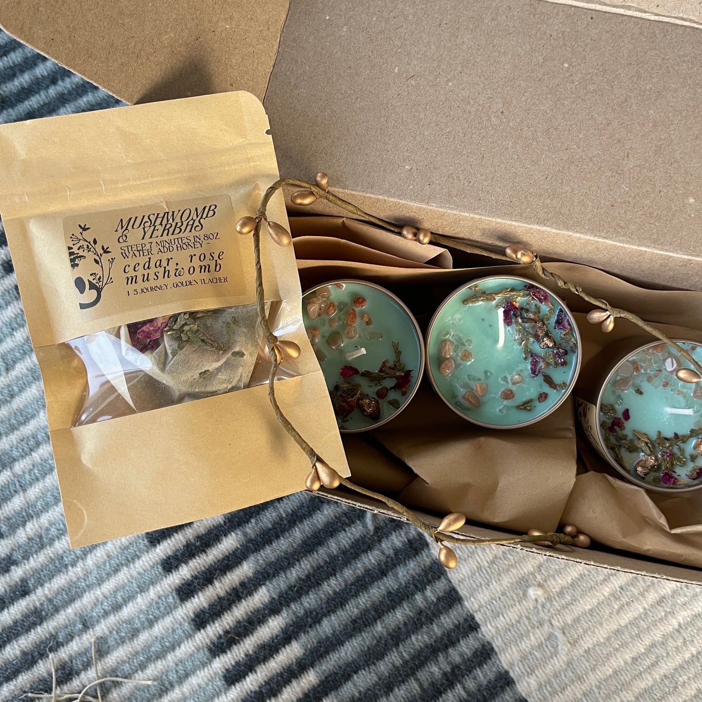 mushWOMB candles : light of my life