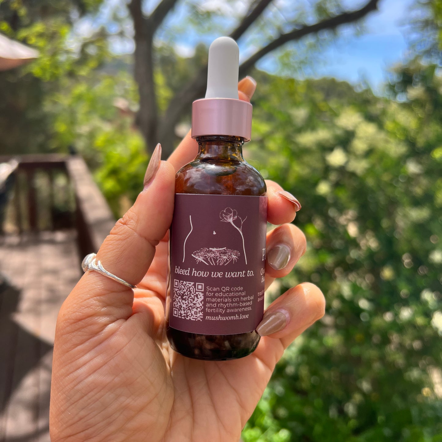 Plan(T) B: Queen Anne's Lace Tincture (w/ measured dropper)